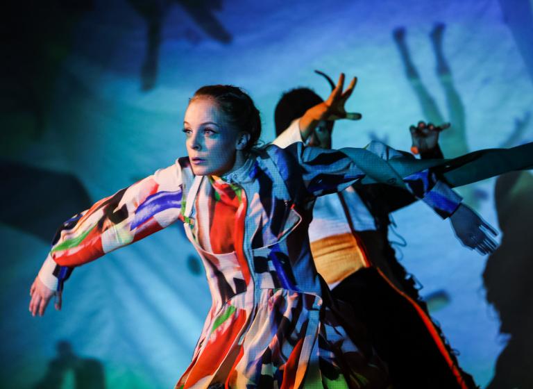 Ur Tanssi Teatteri MDs dansföreställning Igloo, foto: Heikki Järvinen