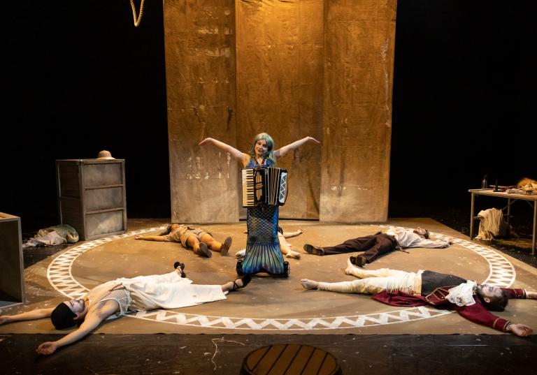 Bild från föreställningen The Dropouts.