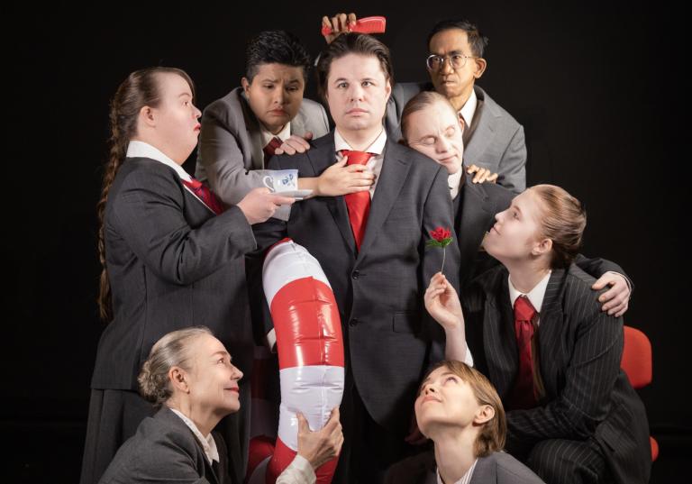 Allt-är-under-kontroll Moomsteatern